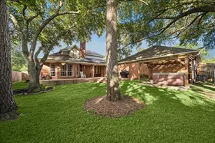 1212 Verdun Ln, Friendswood, TX 77546 - Photo 32