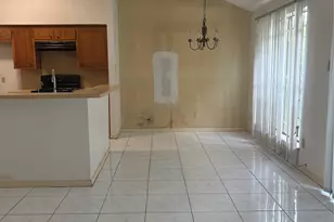 8202 Winding Meadow Ct, Houston, TX 77040 - Photo 14