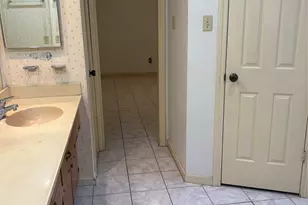 8202 Winding Meadow Ct, Houston, TX 77040 - Photo 18