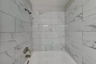 10723 Forest Leaf Dr, Sugar Land, TX 77498 - Photo 12