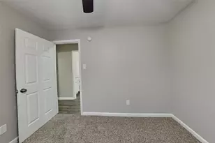 10723 Forest Leaf Dr, Sugar Land, TX 77498 - Photo 16