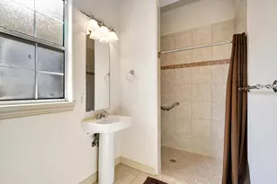 3006 S Island Dr, Seabrook, TX 77586 - Photo 24