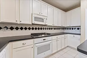 71 N Acacia Park Cir, The Woodlands, TX 77382 - Photo 6