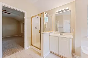 71 N Acacia Park Cir, The Woodlands, TX 77382 - Photo 12