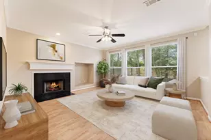 71 N Acacia Park Cir, The Woodlands, TX 77382 - Photo 4