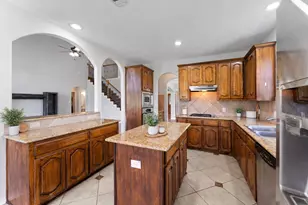 29907 Adobe Falls Dr, Spring, TX 77386 - Photo 14