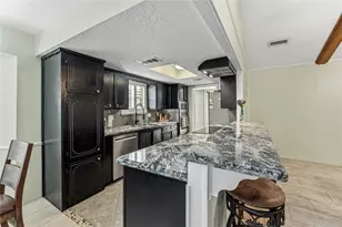 12992 Crystal Forest Ct, Conroe, TX 77306 - Photo 10