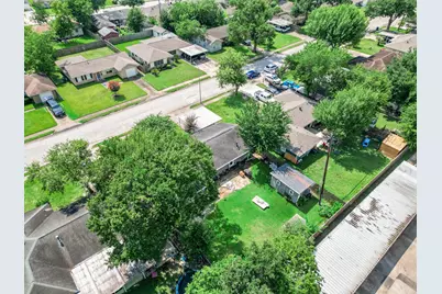 1918 Huge Oaks Street, Houston, TX 77055 - Photo 34