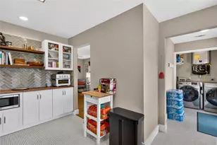 1918 Huge Oaks St, Houston, TX 77055 - Photo 20