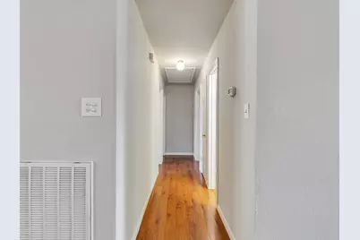913 W Galveston Street, League City, TX 77573 - Photo 12