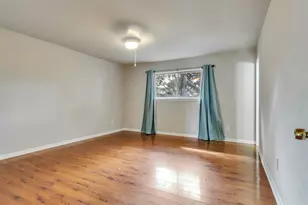 913 W Galveston St, League City, TX 77573 - Photo 14