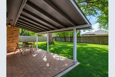 913 W Galveston Street, League City, TX 77573 - Photo 22
