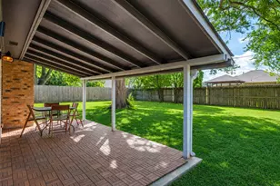 913 W Galveston St, League City, TX 77573 - Photo 22