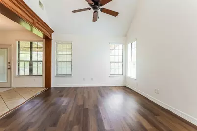 7606 Veranda Drive, Cove, TX 77523 - Photo 10