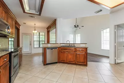 7606 Veranda Drive, Cove, TX 77523 - Photo 12