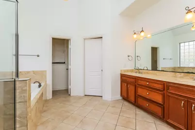 7606 Veranda Drive, Cove, TX 77523 - Photo 16