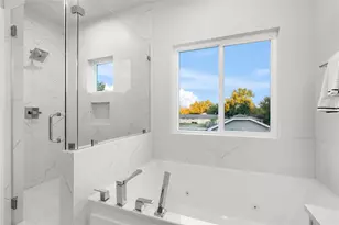 1912 Erastus St, Houston, TX 77020 - Photo 22