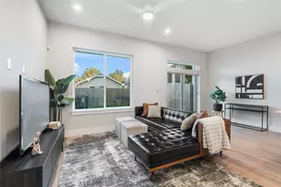 1912 Erastus St, Houston, TX 77020 - Photo 12