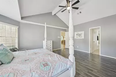 3218 Knoll West Drive, Houston, TX 77082 - Photo 20