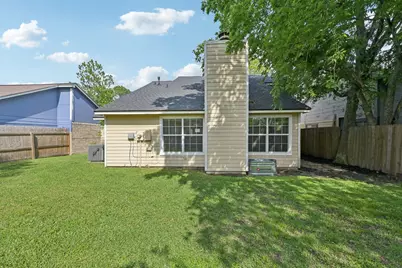 3218 Knoll West Drive, Houston, TX 77082 - Photo 36