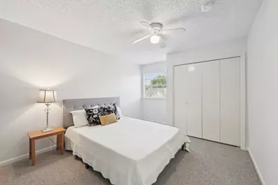 3218 Knoll West Drive, Houston, TX 77082 - Photo 24