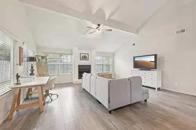 3218 Knoll West Drive, Houston, TX 77082 - Photo 16