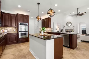 323 Arbor Ridge Ln, Conroe, TX 77384 - Photo 8