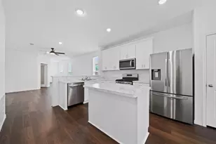 25849 Hedgerow Dr, Magnolia, TX 77355 - Photo 6
