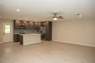 811 Sara Rose St, Houston, TX 77018 - Photo 8
