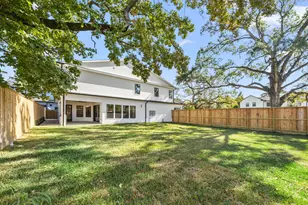 4902 Oak Forest Dr, Houston, TX 77018 - Photo 2