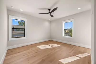 4902 Oak Forest Drive, Houston, TX 77018 - Photo 44