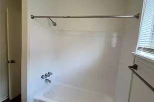 3629 N Macgregor Way, Houston, TX 77004 - Photo 12