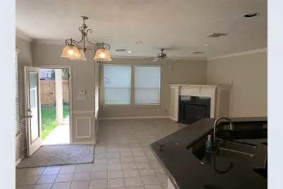 919 Fisher Street #D, Houston, TX 77018 - Photo 4