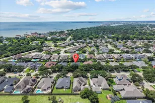 926 Mystic Village Ln, Seabrook, TX 77586 - Photo 10