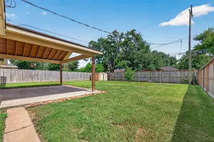 7415 Troulon Dr, Houston, TX 77074 - Photo 44