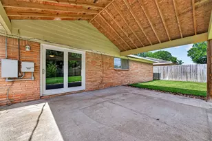 7415 Troulon Dr, Houston, TX 77074 - Photo 42