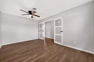 7415 Troulon Dr, Houston, TX 77074 - Photo 10