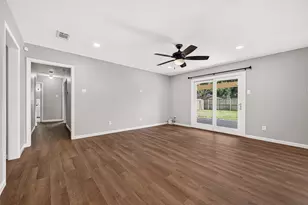 7415 Troulon Dr, Houston, TX 77074 - Photo 16