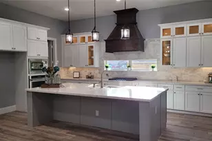 9729 Neuens Rd, Houston, TX 77080 - Photo 12