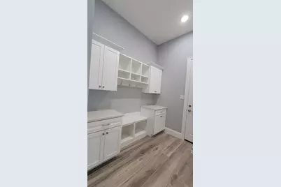 9729 Neuens Road, Houston, TX 77080 - Photo 14
