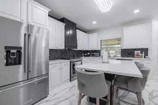 13431 Yaupon Holly Ln, Houston, TX 77044 - Photo 12
