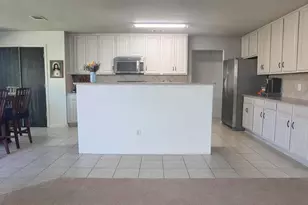 7335 Liberty Ridge Ln, Houston, TX 77049 - Photo 2