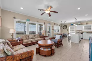 135 Ocean Shore Dr, Crystal Beach, TX 77650 - Photo 4