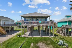135 Ocean Shore Dr, Crystal Beach, TX 77650 - Photo 42