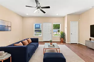 4310 Larkspur St, Houston, TX 77051 - Photo 4