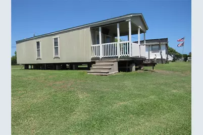 961 County Road 202, Sargent, TX 77414 - Photo 2