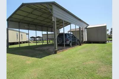 961 County Road 202, Sargent, TX 77414 - Photo 4