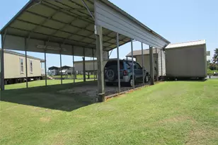 961 County Rd 202, Sargent, TX 77414 - Photo 4