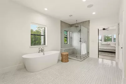 4923 Loch Lomond Drive Drive, Houston, TX 77096 - Photo 32