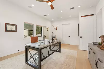 4923 Loch Lomond Drive Drive, Houston, TX 77096 - Photo 18